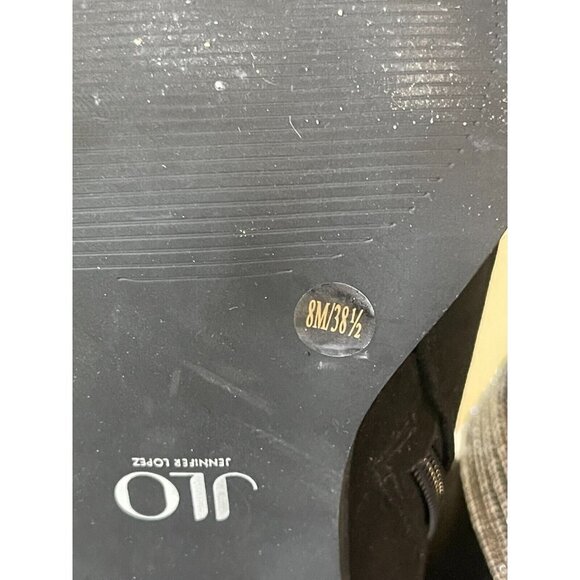 Jennifer Lopez Viena Bootie SIZE 8 - Picture 9 of 16